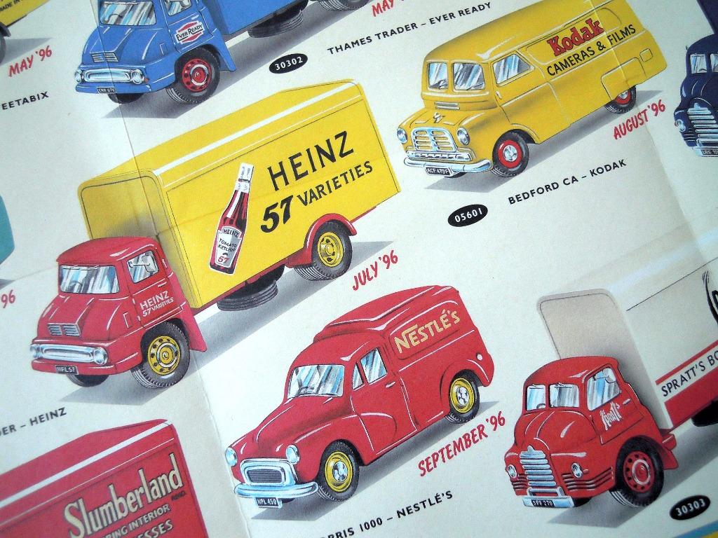 Brochure affiche vintage fourgonnettes Corgi, Enlèvement ou Envoi, Comme neuf, Bus ou Camion, Corgi