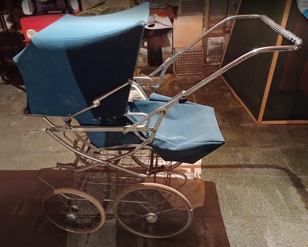 Poussette année 70, Enlèvement