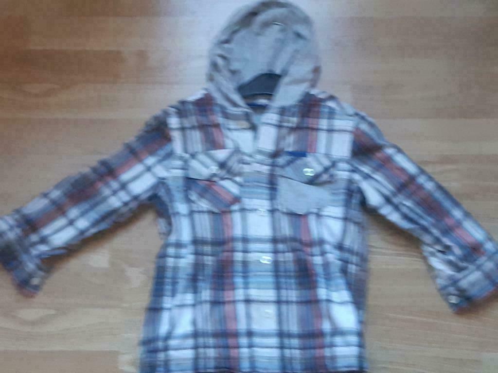 hemd 98-104 knopen + kap-gevoerd/geruit zw.bl.rood.wit, Ophalen, Zo goed als nieuw, Shirt of Longsleeve, ANDERE