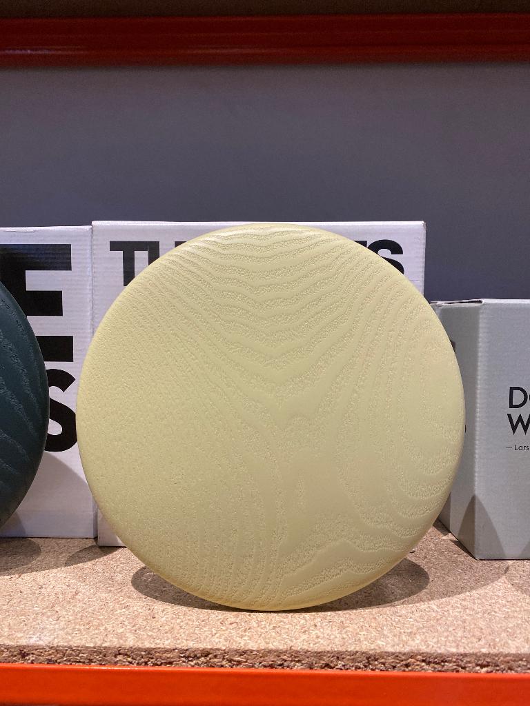 The dots 17cm muuto beige-green kapstok, Enlèvement ou Envoi, Neuf, Bois, Crochets muraux