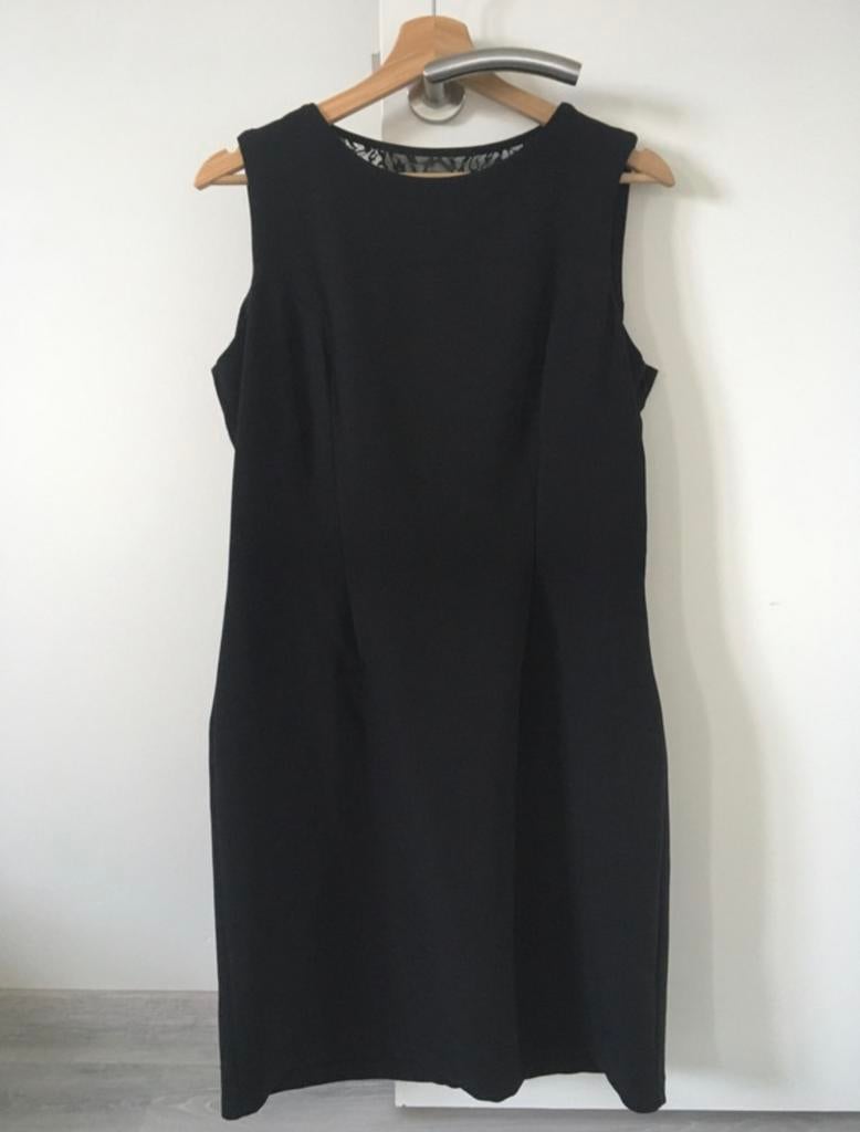 nouvelle robe noire à dos en dentelle XL, Neuf, Taille 46/48 (XL) ou plus grande, Enlèvement ou Envoi, JBC