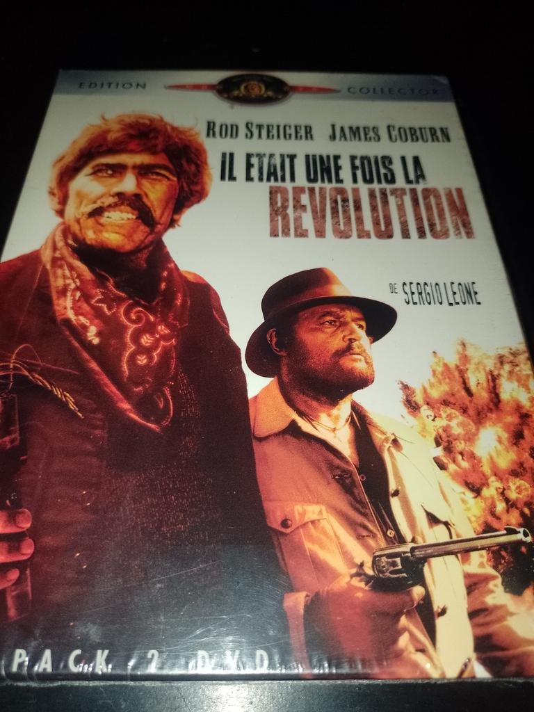 A vendre en coffret DVD Il était une fois la révolution, Enlèvement ou Envoi, Guerre, Coffret, Comme neuf