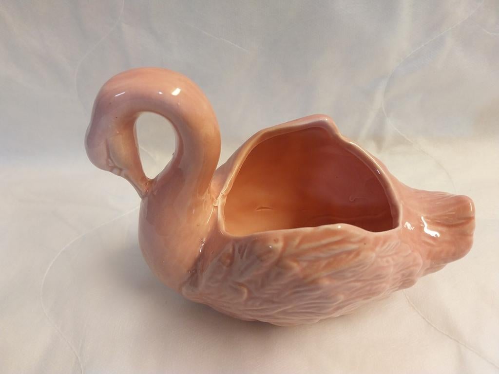 cygne rose, Enlèvement ou Envoi