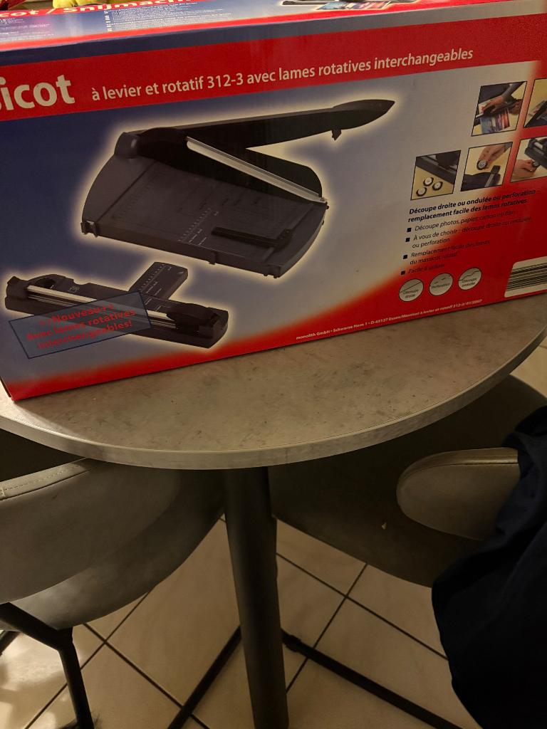 Te koop: foto snijmachine, Ophalen, Zo goed als nieuw