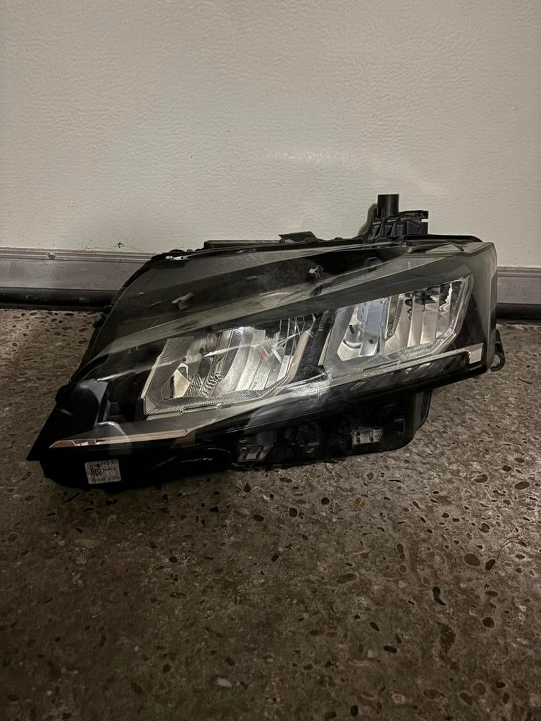 Phare gauche Led Peugeot 308 chassis T10 III GENERATION, Enlèvement ou Envoi, Utilisé, Peugeot