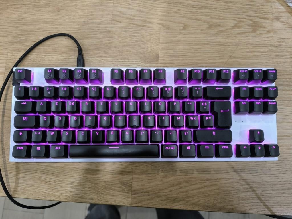 NZXT-toetsenbord, Computers en Software, Ophalen of Verzenden, Azerty