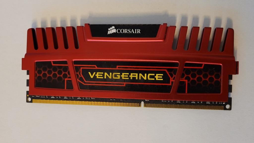Corsair 4GB DDR3 RAM, Computers en Software, RAM geheugen, DDR3, Ophalen of Verzenden, Zo goed als nieuw, Desktop