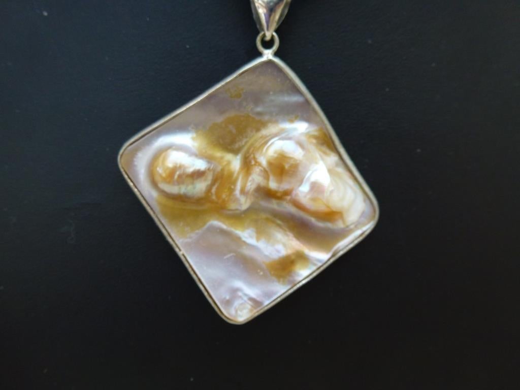 Collier, Bijoux, Sacs & Beauté, Colliers, Enlèvement ou Envoi, Autres couleurs, Comme neuf, Autres matériaux
