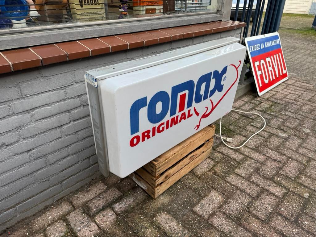ROMAX uitlaten oude reclame lichtbak, Ophalen, Gebruikt, Lichtbak of (neon) lamp