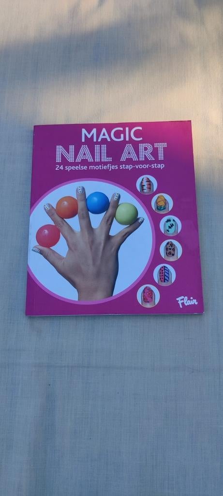 Magic nail art, Enlèvement ou Envoi, Comme neuf, Autres couleurs, Mains et Ongles