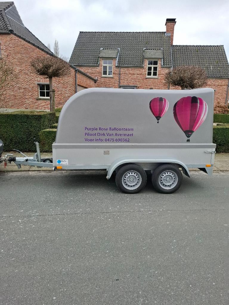 Aanhangwagen dubbel asser geremd  met polyester kap., Auto diversen, Aanhangers en Bagagewagens, Ophalen, Zo goed als nieuw