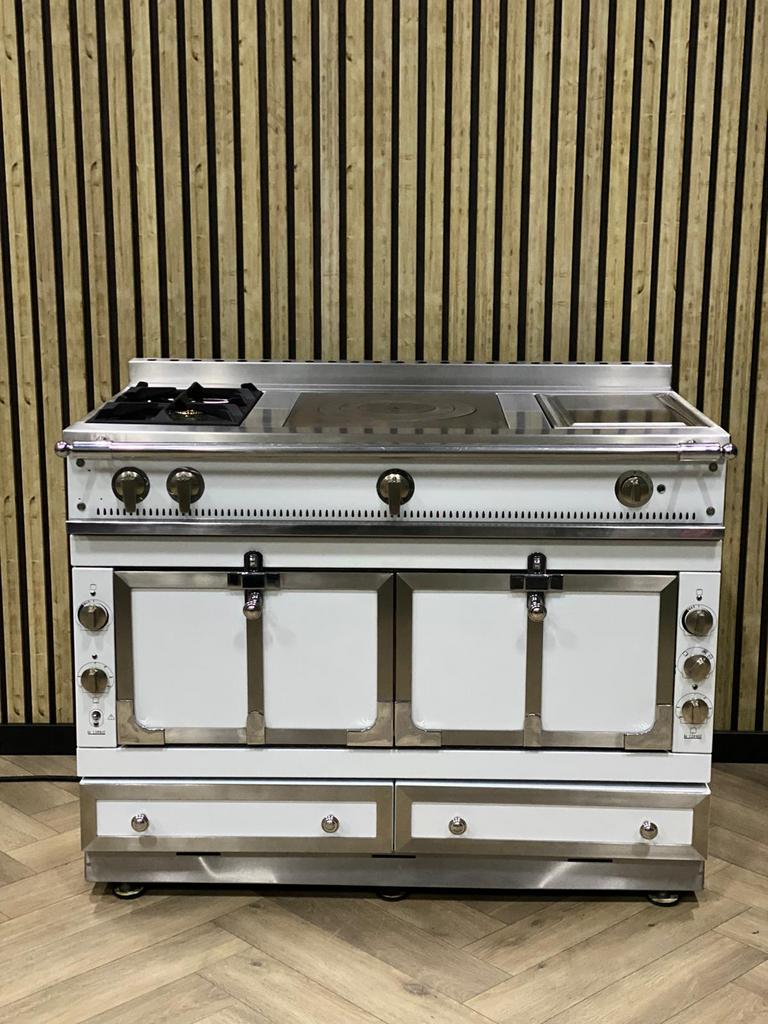 Prachtige La Cornue Chateau 120cm Wit Gas + Teppanyaki, Elektronische apparatuur, Fornuizen, Ophalen of Verzenden, Grill, Elektrisch