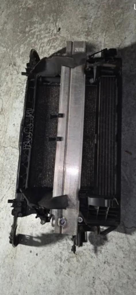 Bloc face avant radiateur complet Audi a1 1,6 tdi, Autos : Pièces & Accessoires, Enlèvement ou Envoi, Utilisé, Audi