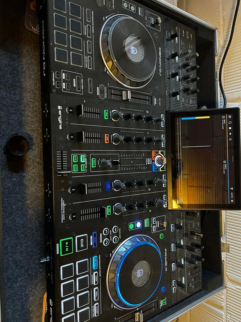 Denon prime 4, Enlèvement, Utilisé, Denon