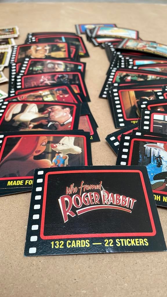 Trading cards Roger Rabbit 132 kaarten + stickers, Ophalen of Verzenden, Overige figuren