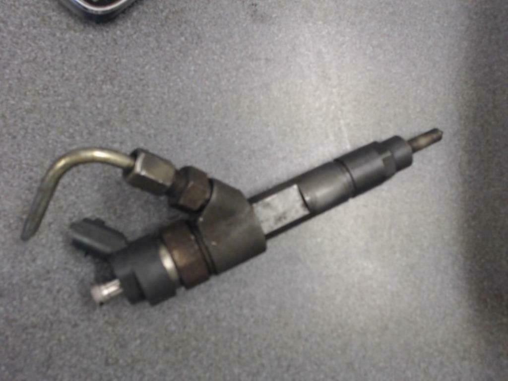 injecteur  044512002  CITROËN FIAT IVECO, Enlèvement ou Envoi, Renault