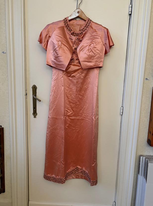 Robe  italienne en satin rose+boléro E. Bevilacqua Arona, Kleding | Dames, Jurken, Roze, Ophalen of Verzenden