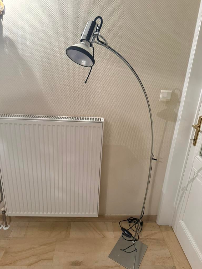Vloerlamp, Ophalen, Gebruikt