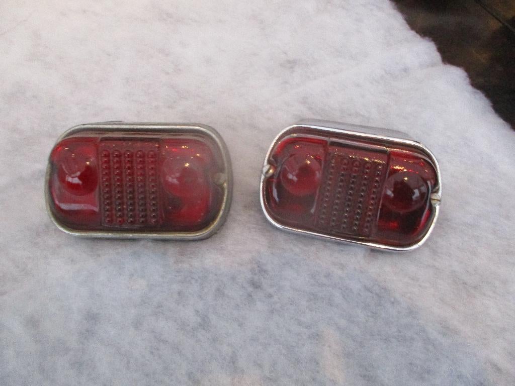 Citroen Traction Avant Skintex achterlichten, Ophalen, Citroën