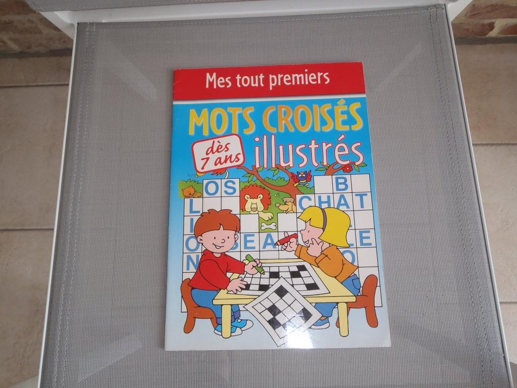 mes tout premiers mots croisés illustrés - dès 7 ans, Enlèvement ou Envoi, Comme neuf, Garçon ou Fille, 5 ou 6 ans