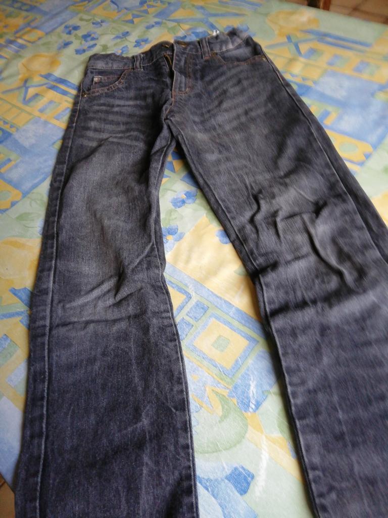 Jeans garçon. Gris. Taille 8 ans. Neuf., Enfants & Bébés, Enlèvement ou Envoi, Comme neuf, Garçon