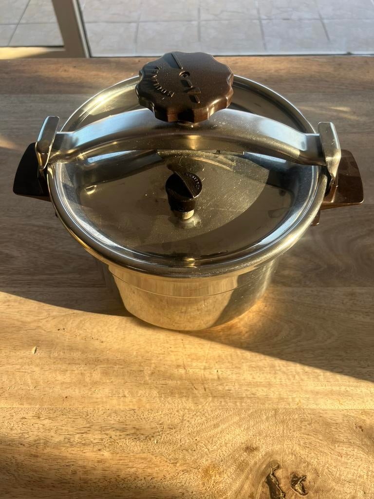 Stoompot moulinex, Huis en Inrichting, Ophalen, Zo goed als nieuw