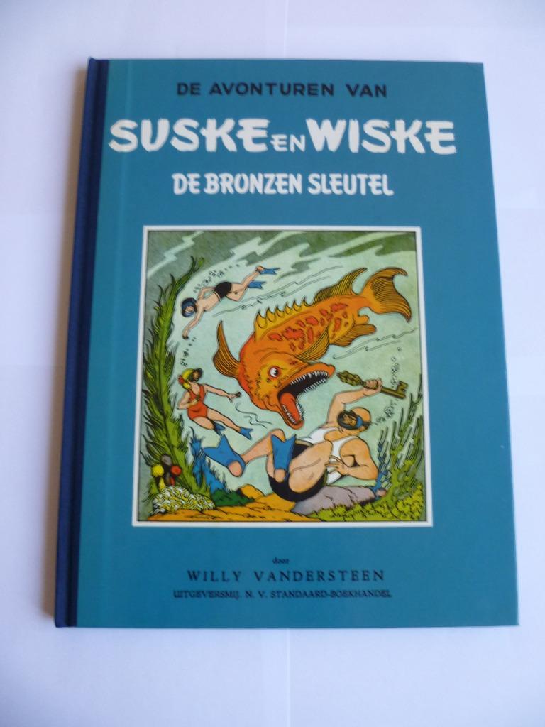 S&W BLAUWE BIBLIOFIELE UITGAVE"DE SCHAT VAN BEERSEL"UIT 1983, Boeken, Willy Vandersteen, Eén stripboek, Ophalen of Verzenden, Zo goed als nieuw