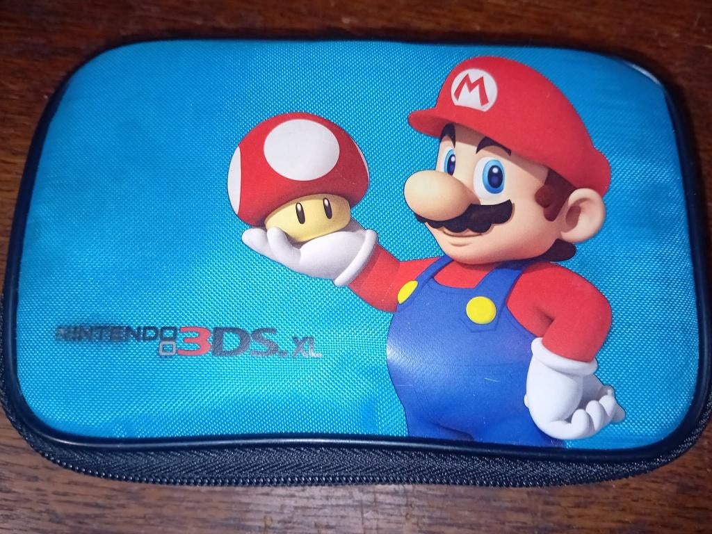 nintendo 3 ds xl hoesje, Games en Spelcomputers, Ophalen of Verzenden, Nieuw, Blauw, 2DS