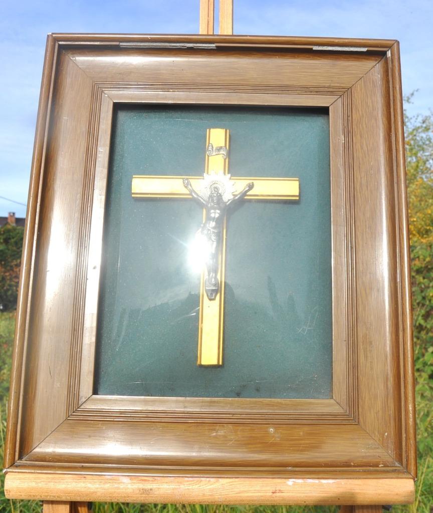 cadre rectangulaire bombé crucifix bois metal 36x30 cm, Enlèvement ou Envoi