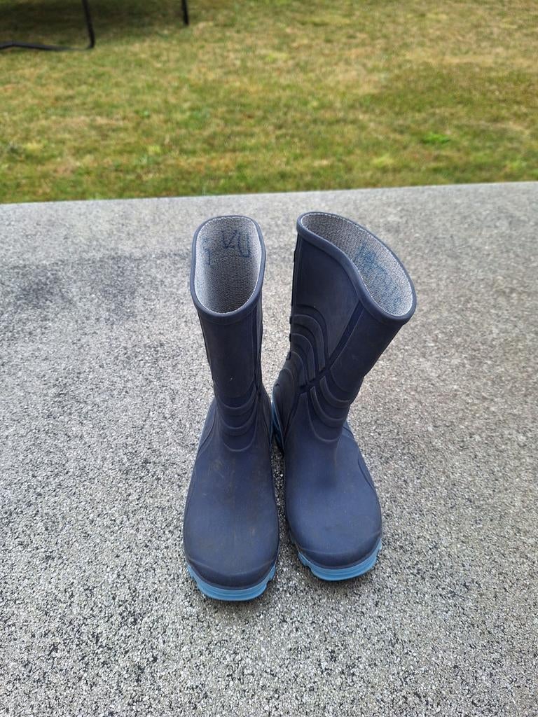 Bottes en caoutchouc 32-33 et chaussons de gymnastique 32, Enlèvement ou Envoi, Comme neuf, Bottes