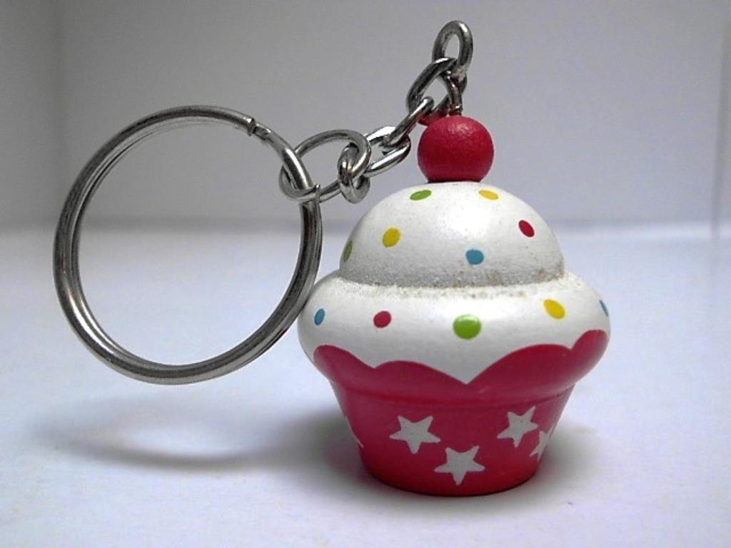 Bedankje - Cupcake rood sleutelhanger - 32 stuks voor 25€, Ophalen, Nieuw, Kraamcadeau