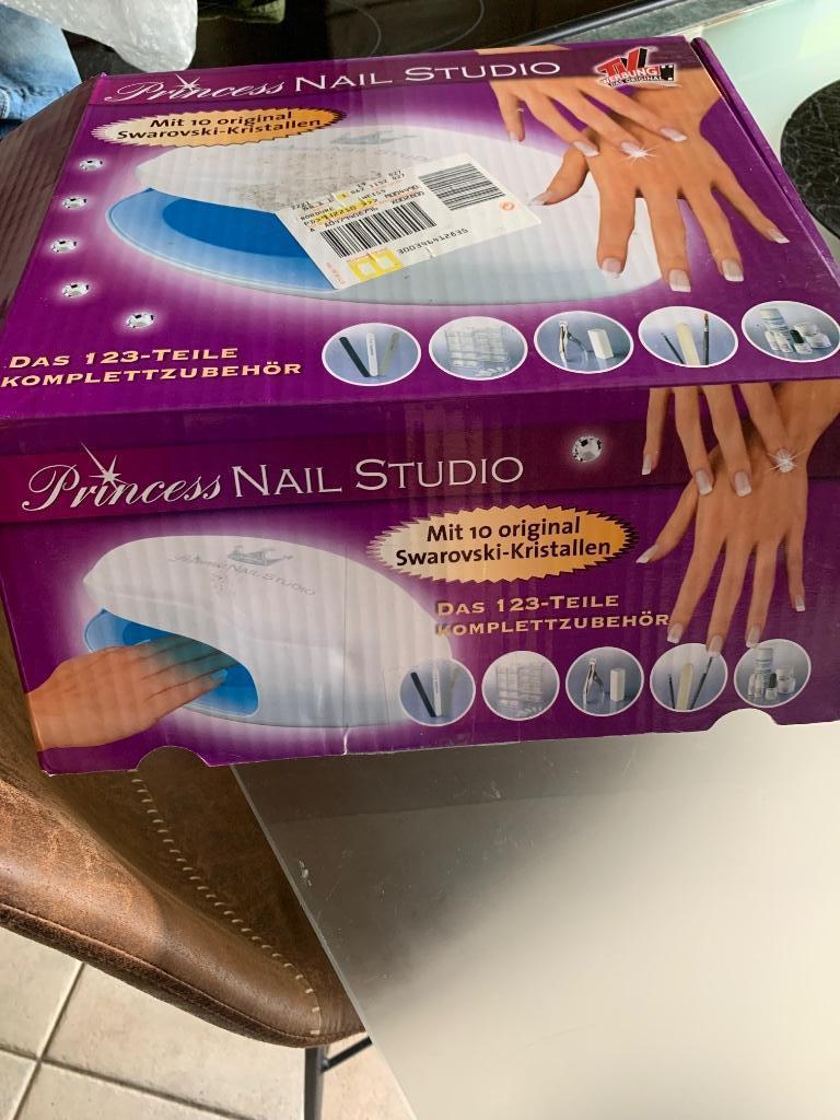 Nail studio, Handtassen en Accessoires, Ophalen