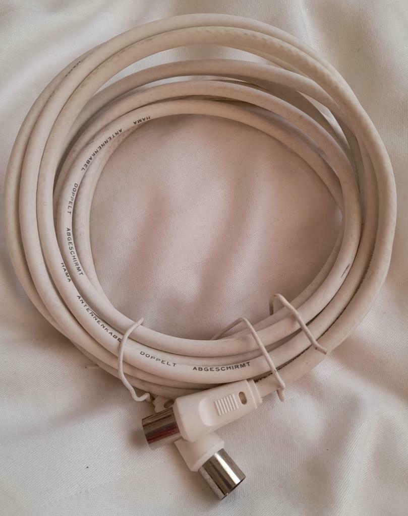 Câble coaxial antenne HAMA avec 2 prises, 3m, Enlèvement ou Envoi, Comme neuf, 2 à 5 mètres, Câble coaxial