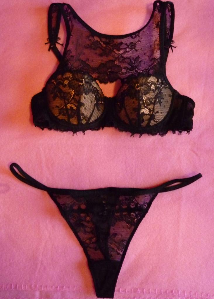 Chantal Thomass Zwart kanten lingerie setje beha en string, Envoi, Noir, Ensemble