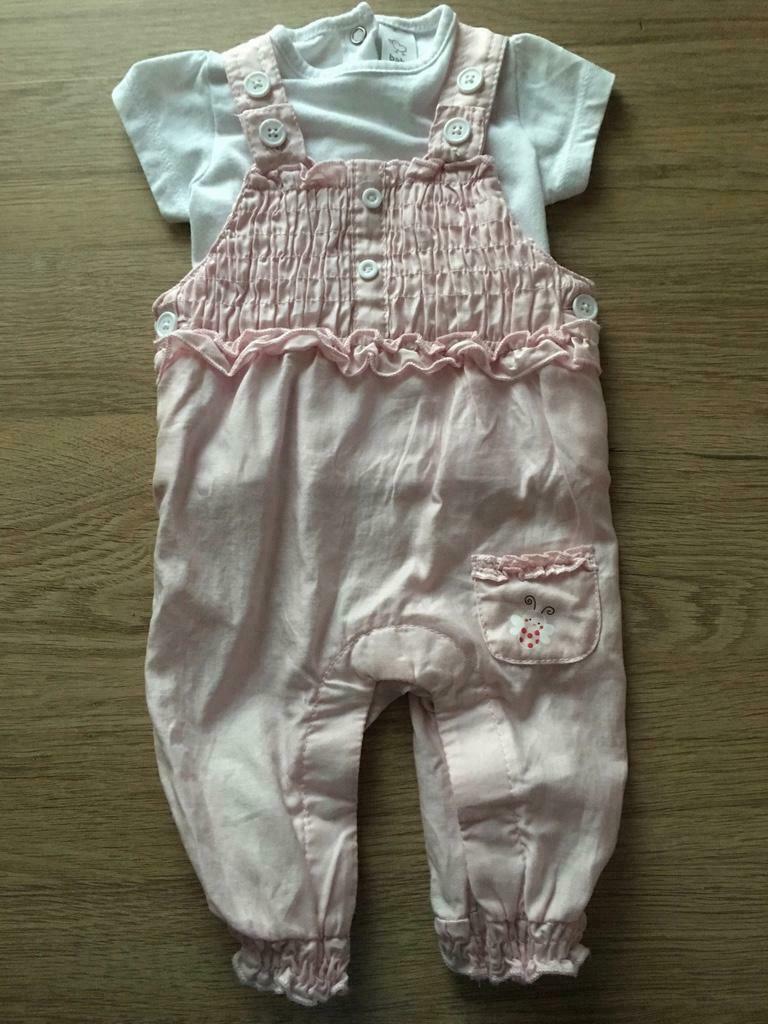 Mooie zomerse roze salopette maat 62, Kinderen en Baby's, Babykleding | Maat 62, C&A, Meisje, Ophalen of Verzenden, Zo goed als nieuw