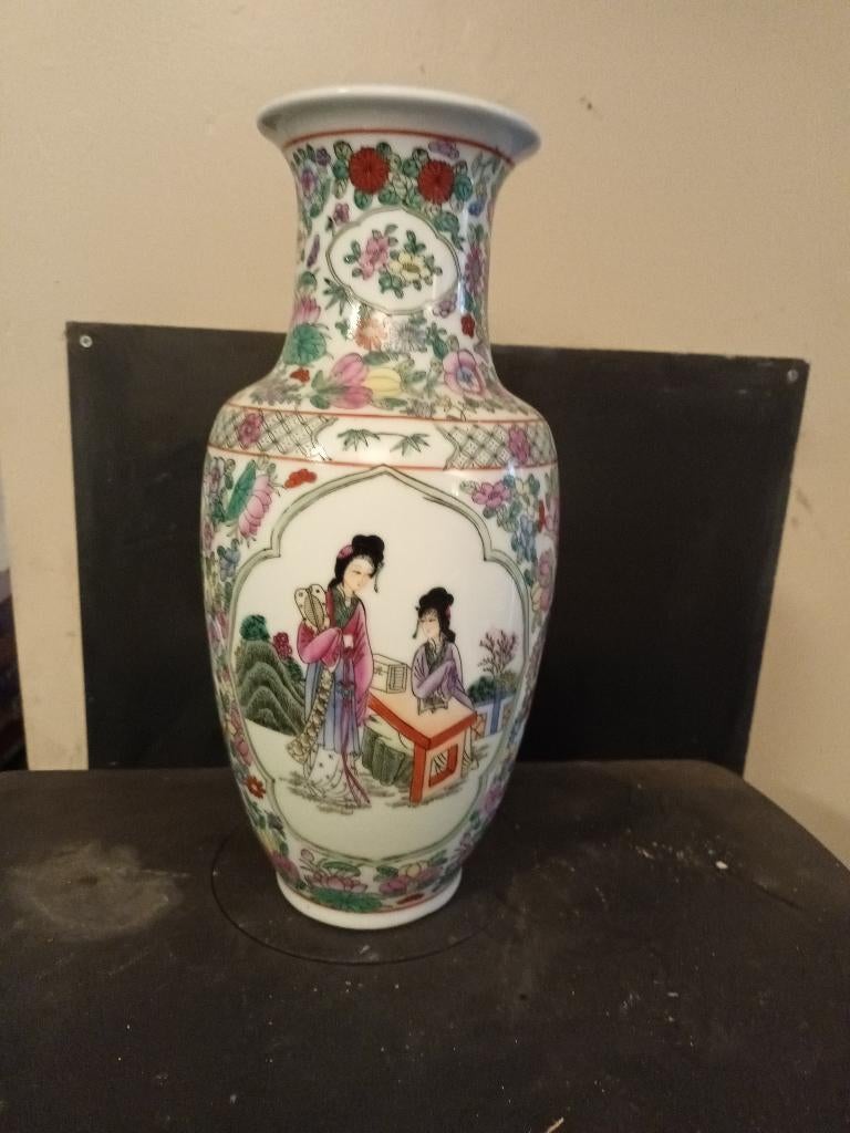 vase chinois, Enlèvement