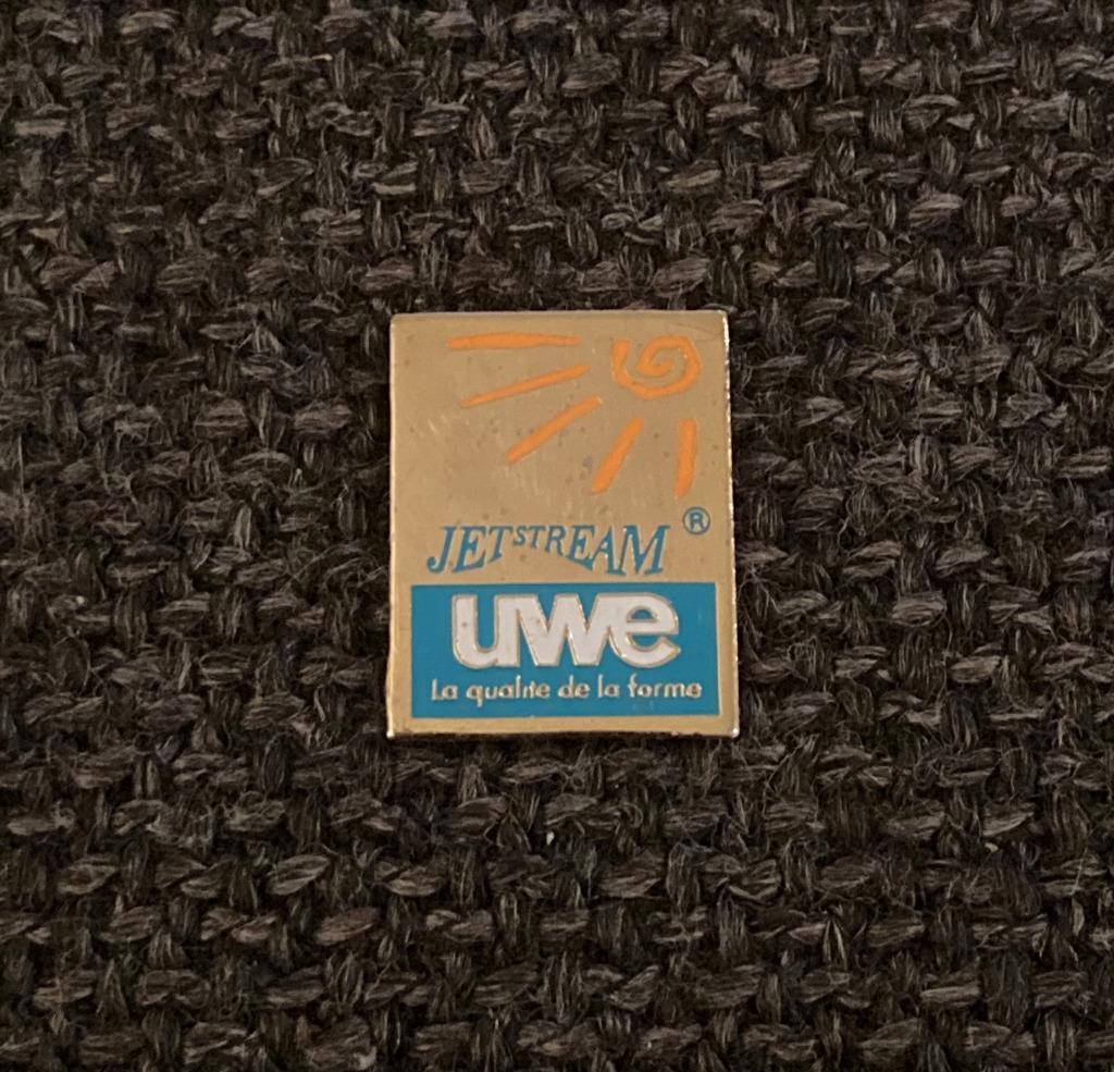 PIN - UWE - JETSTREAM - ZWEMBAD - PISCINE - SWIMMING POOL, Verzenden, Gebruikt, Overige onderwerpen, Speldje of Pin