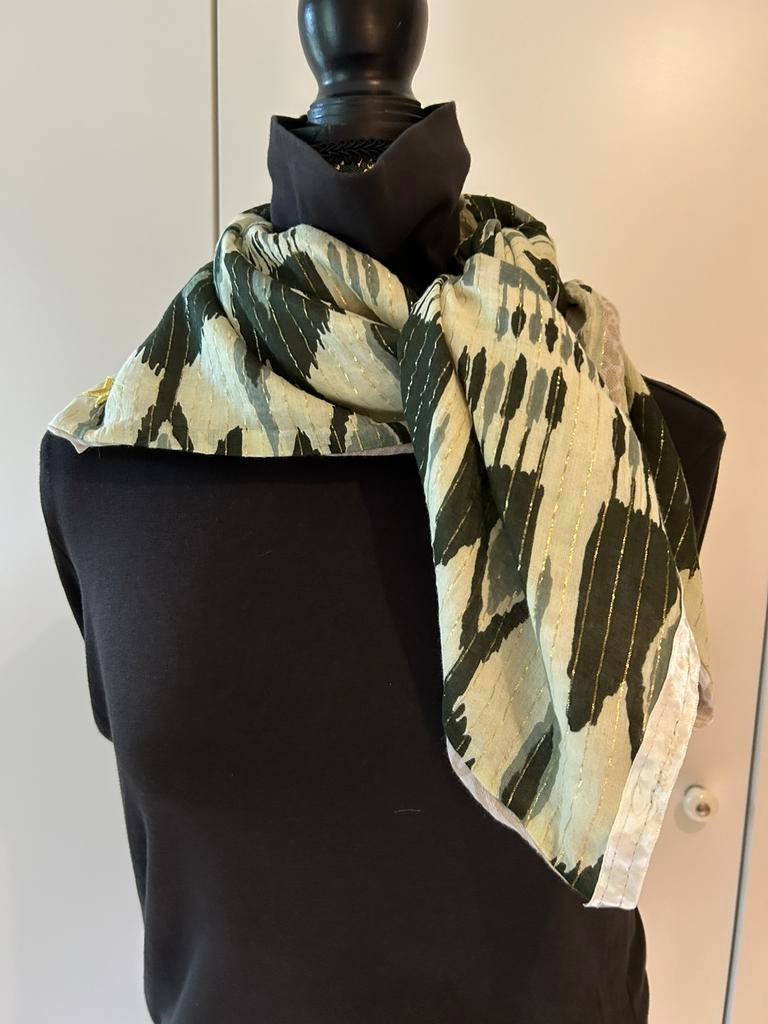 Foulard mini shanna « bilbao », Vêtements | Femmes, Enlèvement ou Envoi