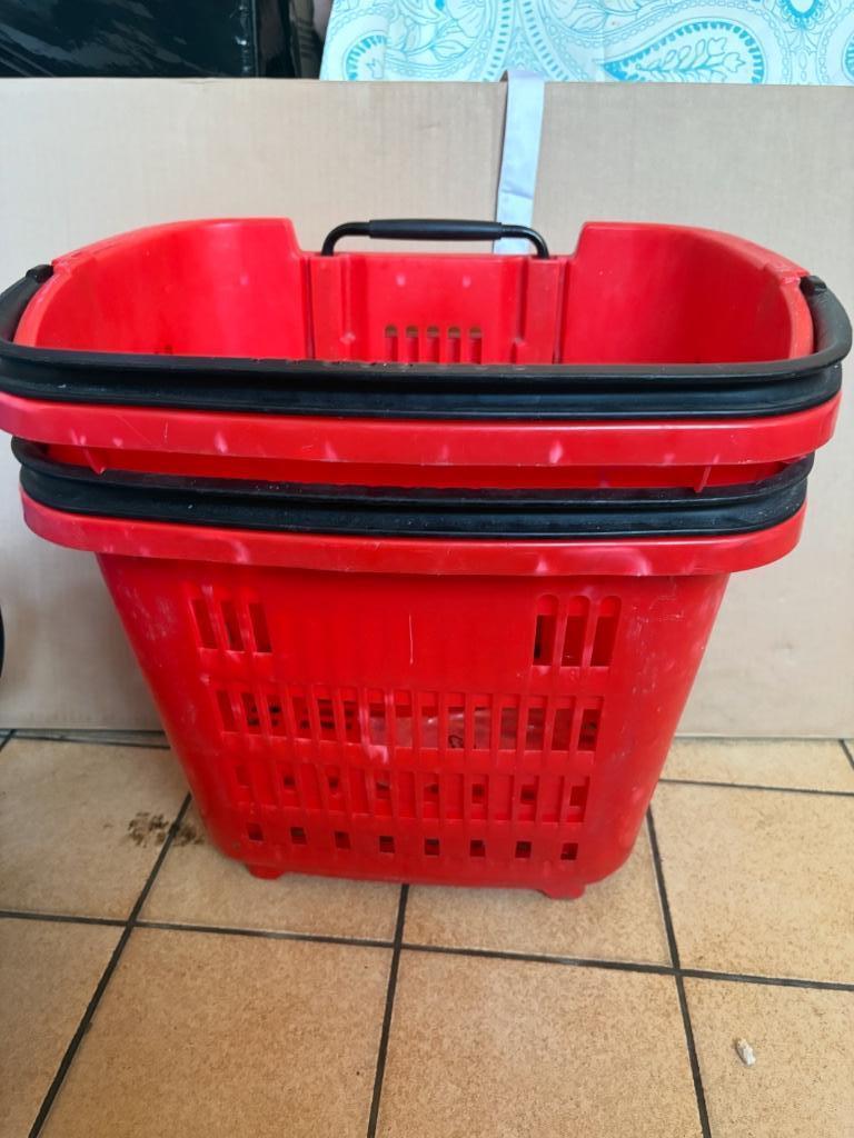 2 Paniers de magasin sur roulettes Couleur Rouge, Enlèvement