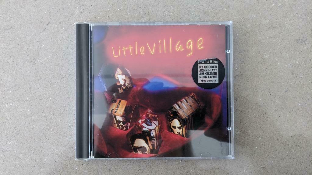CD Little Village - Ry Cooder, John Hiatt, Nick Lowe…, Cd's en Dvd's, Ophalen of Verzenden, Zo goed als nieuw, Poprock