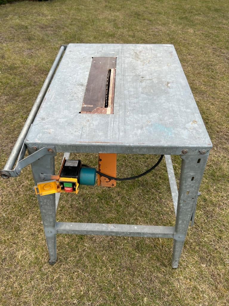 tafel zaagmachine hout, Ophalen
