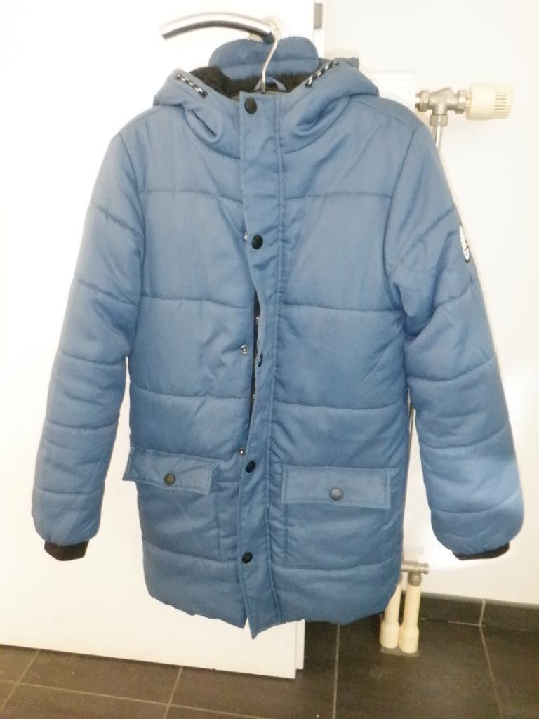 warme halflange winterjas met kap 146/152 - als nieuw, Zeeman, Ophalen of Verzenden, Zo goed als nieuw, Jongen