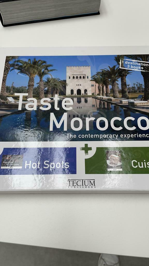 Taste Morocco - prachtig driedubbel boek in kaft !, Ophalen of Verzenden, Zo goed als nieuw