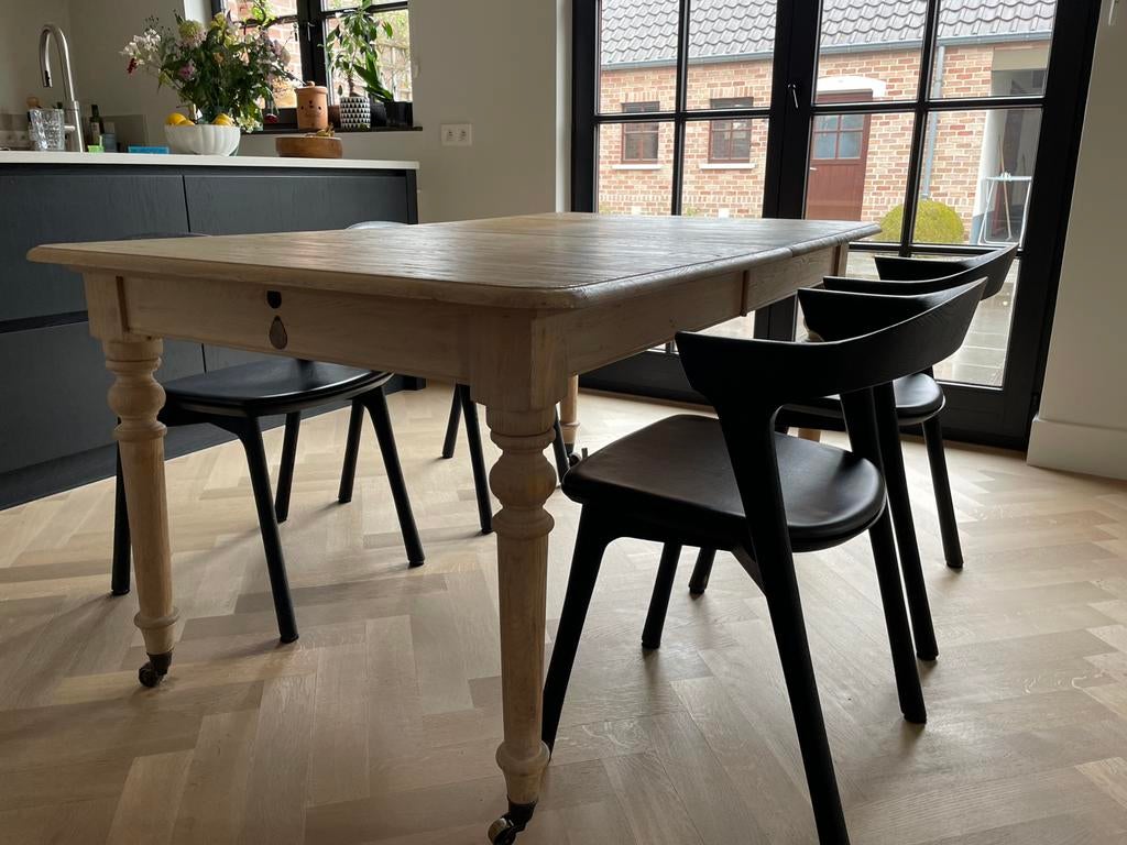Prachtige eiken tafel in landelijke stijl, Huis en Inrichting, Tafels | Eettafels, Ophalen, Gebruikt, 100 tot 150 cm, Eikenhout