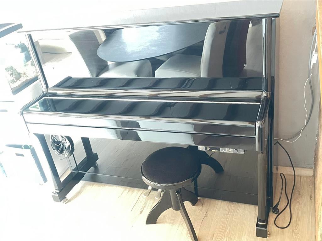Schimmel may berlin M121 Tradition, Muziek en Instrumenten, Ophalen, Zwart, Zo goed als nieuw, Piano