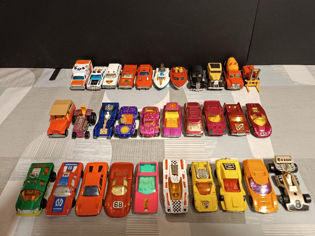 Matchbox Series Lesney - Ferrari Porsche Jeep Mazda Police, Ophalen of Verzenden, Gebruikt, Auto