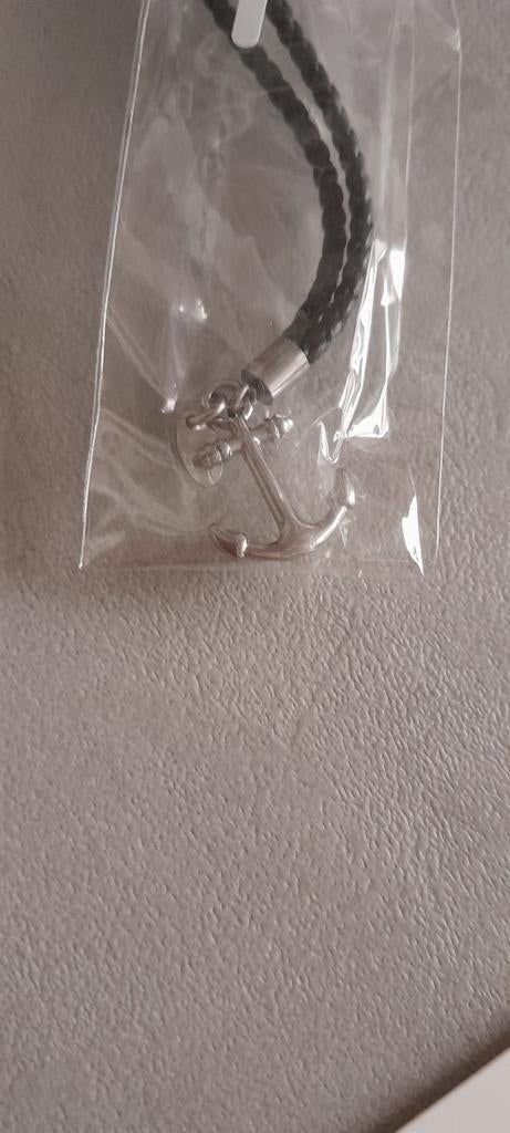 Armband met ankertje nog volledig nieuw, Ophalen