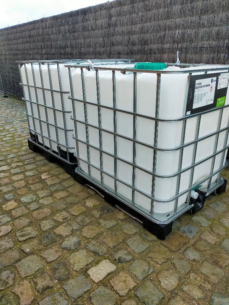 Conteneur IBC ou cubi 1100 litres, 150 litres ou plus, Comme neuf, Synthétique, Enlèvement