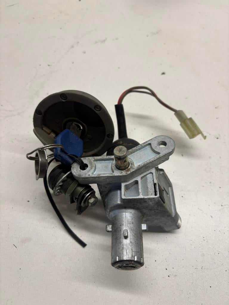 Yamaha Aerox contactslot Compleet met sleutel, Ophalen