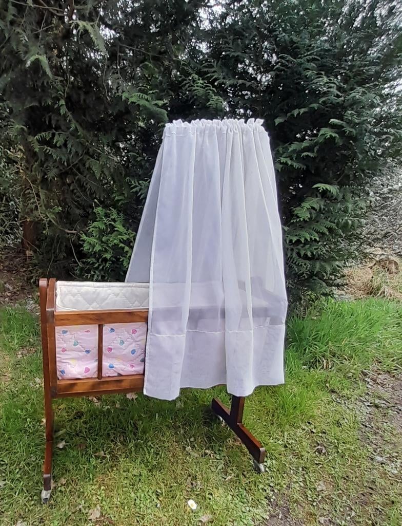 Antiek poppenwiegje/bedje, Ophalen